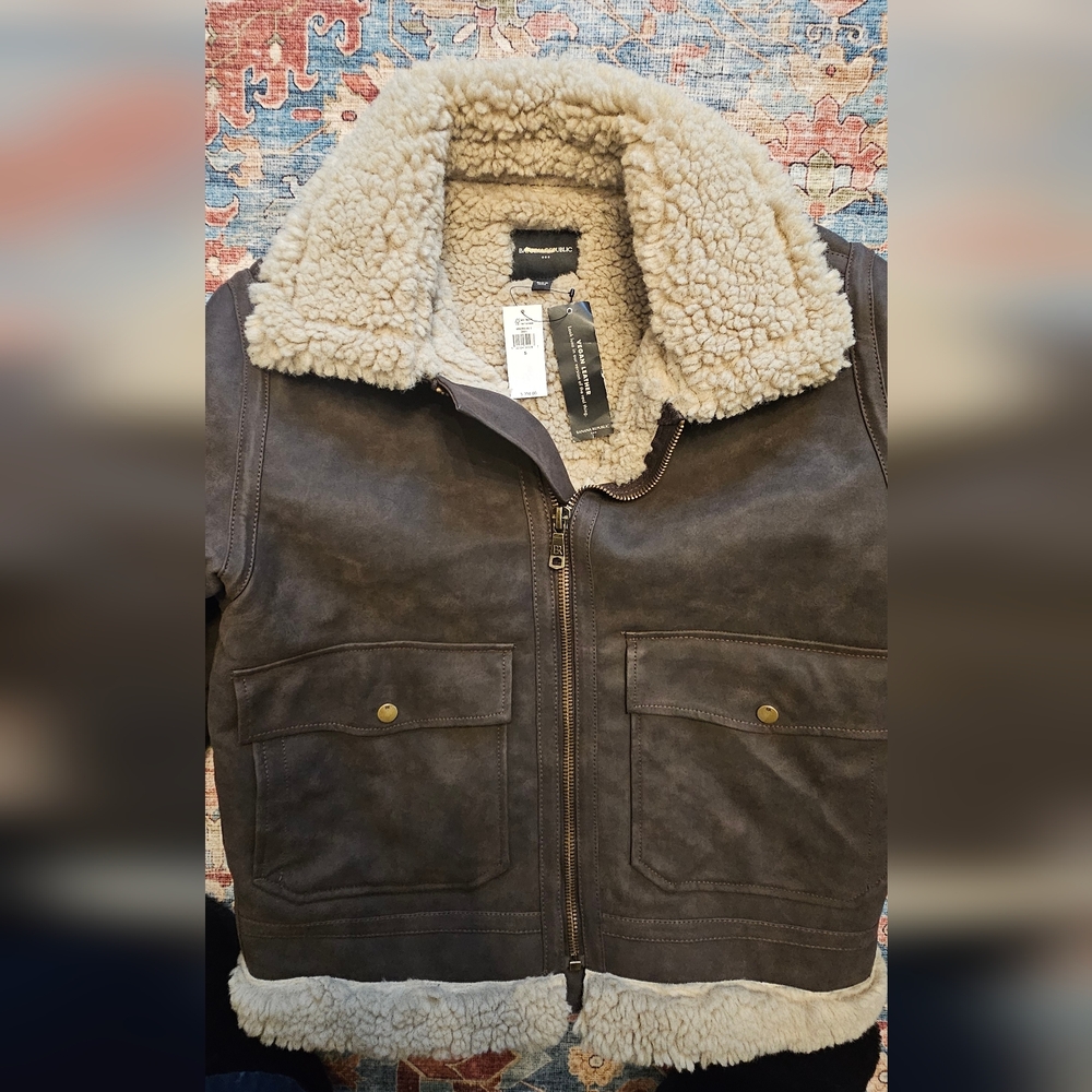 Banana Republic Brown Bomber Jacket with Tan Sherpa trim - Picture 4 of 6